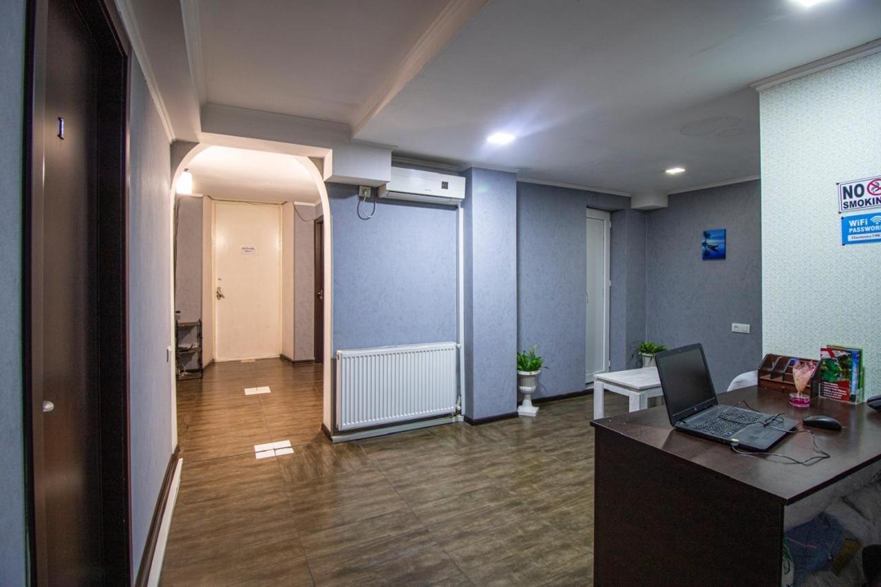 Hotelharmony Tbilisi Exterior foto